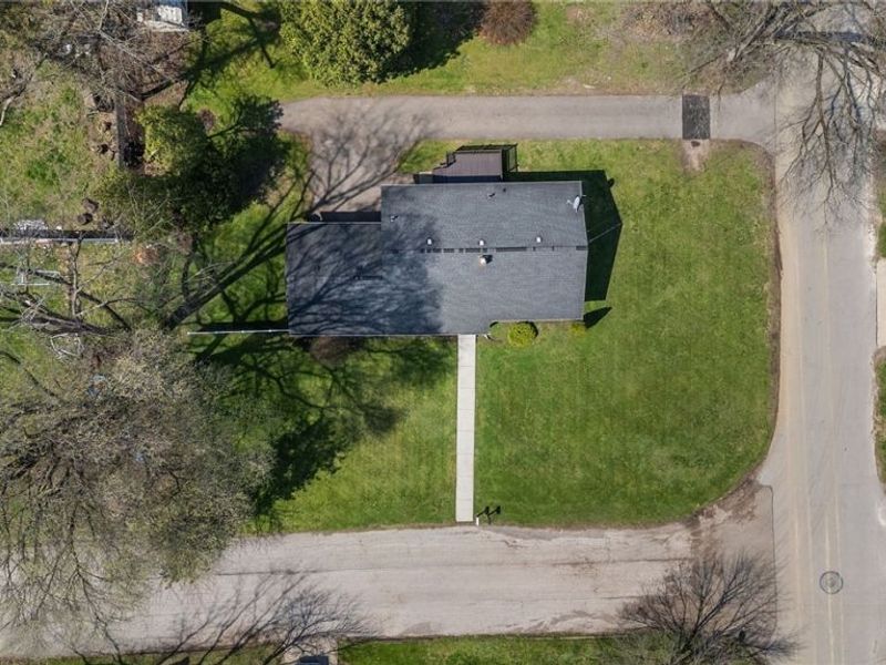 888 Orchard Avenue, Barberton, OH 44203 Photo 5