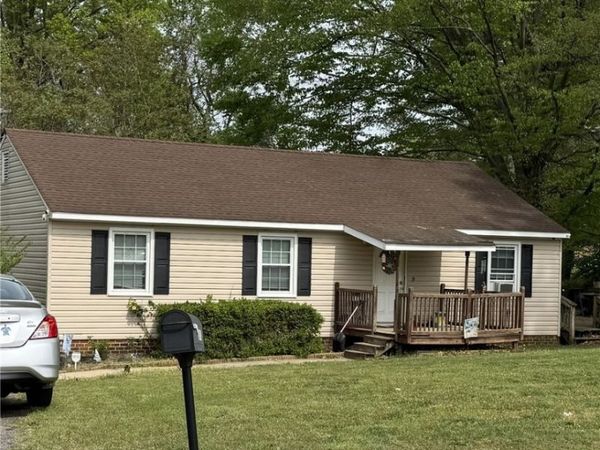 2803 Manchester Drive , Prince George, VA 23875