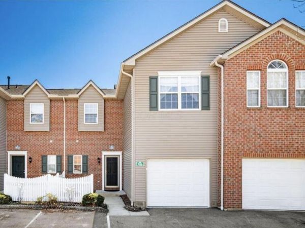 786 Spring Valley Drive, Lewis Center, OH 43035
