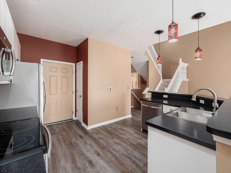 786 Spring Valley Drive, Lewis Center, OH 43035 Photo 14