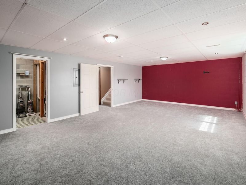 786 Spring Valley Drive, Lewis Center, OH 43035 Photo 32