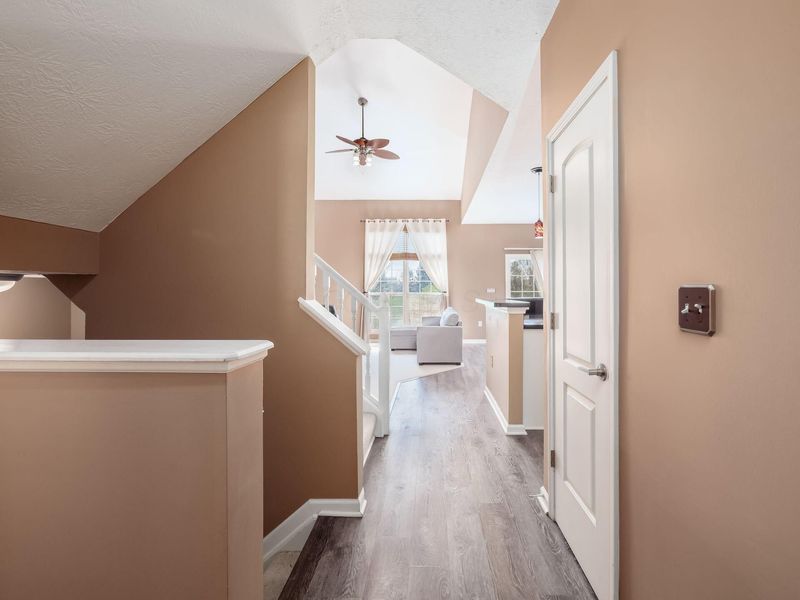 786 Spring Valley Drive, Lewis Center, OH 43035 Photo 4