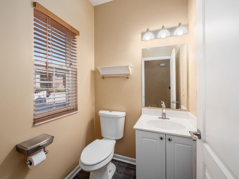 786 Spring Valley Drive, Lewis Center, OH 43035 Photo 5