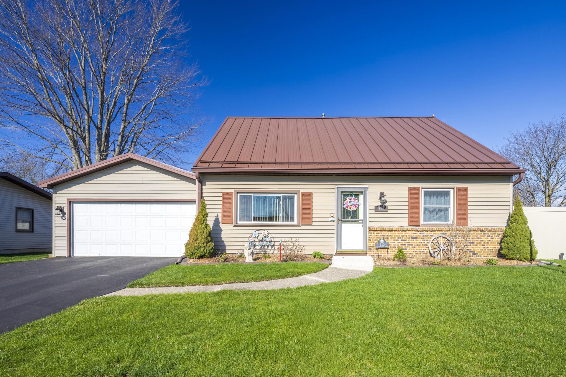 213 E Jefferson Street, Westville, IN 46391 Main Photo