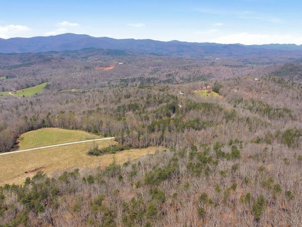 4034 Piedmont Orchard Road, Clarkesville, GA 30523