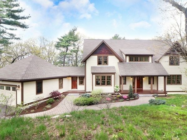 250 Meadowbrook Road, Dedham, MA 02026