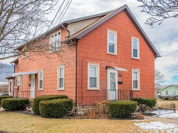 100 READING LANE , MONTOURSVILLE, PA 17754