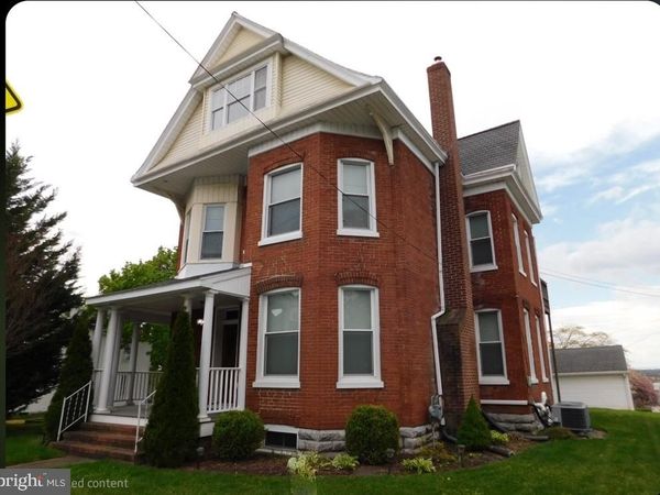 140 N GRANT STREET, WAYNESBORO, PA 17268