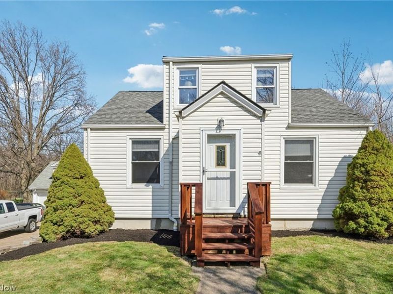 2825 Orchard Drive, Willoughby Hills, OH 44092 Photo 1