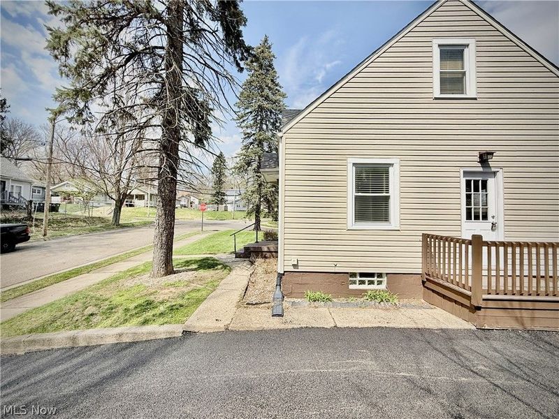 1331 Sunrise Drive, Akron, OH 44307 Photo 22