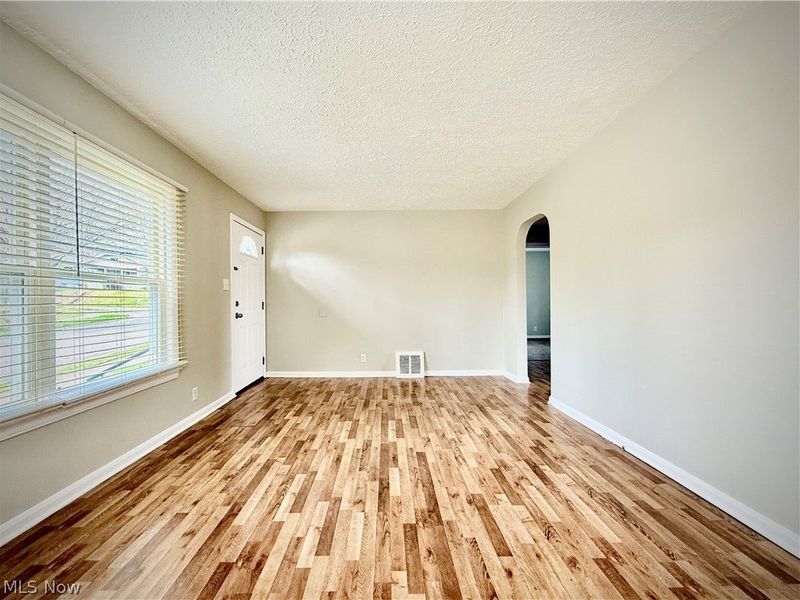 1331 Sunrise Drive, Akron, OH 44307 Photo 8