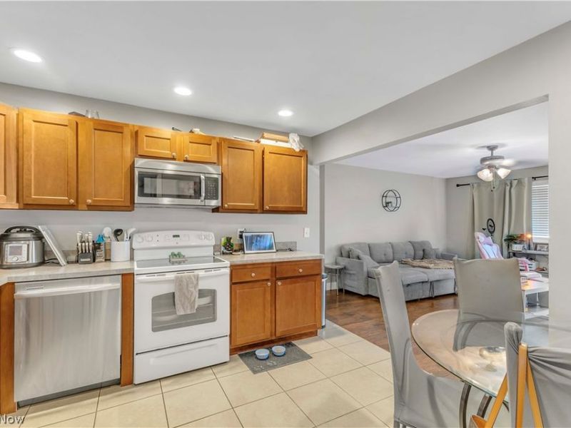 2587 Jaycox Road, Avon, OH 44011 Photo 16