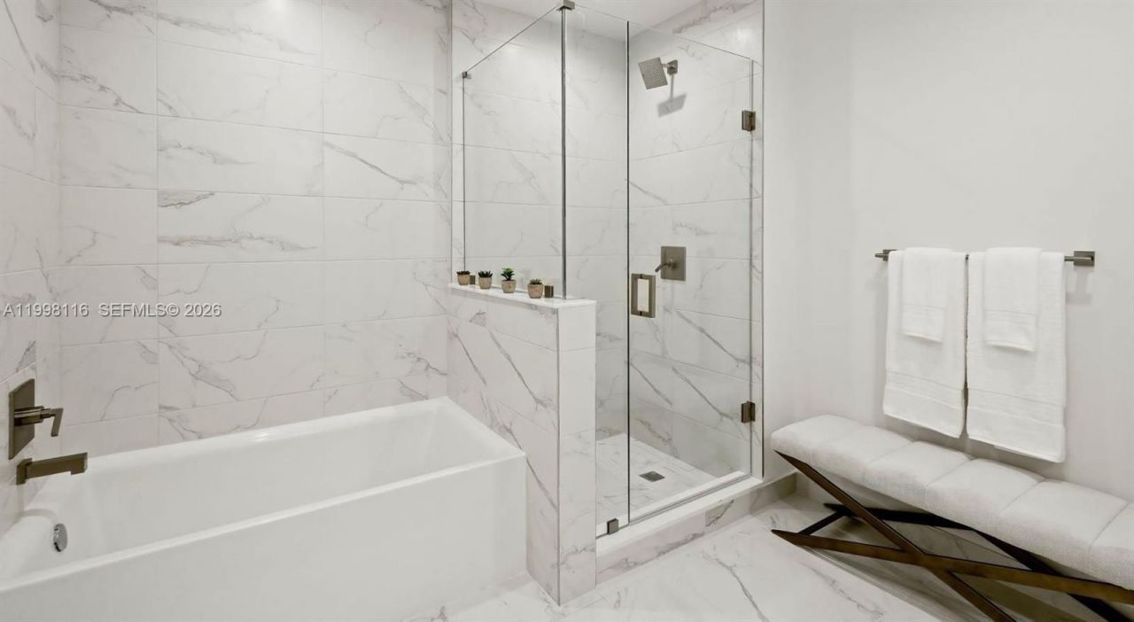 101 Diplomat Pkwy, Unit 1509, Hallandale Beach, FL 33009 Photo