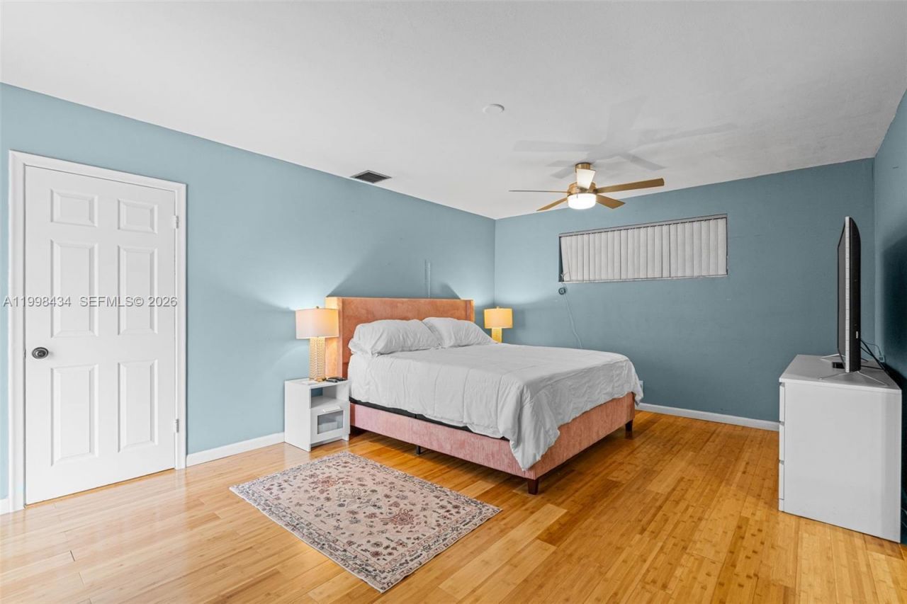 5214 W Park Rd, Hollywood, FL 33021 Photo