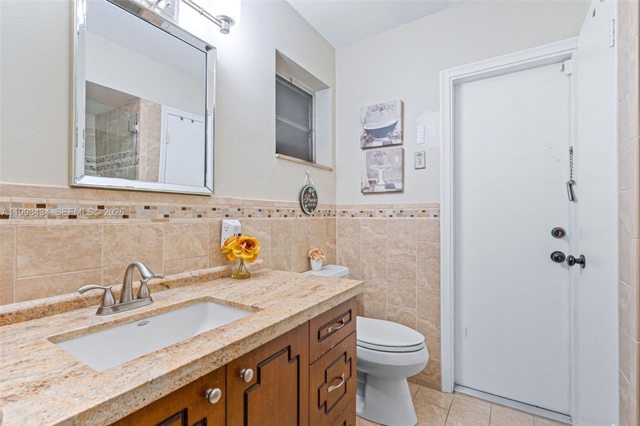 5214 W Park Rd, Hollywood, FL 33021 Photo