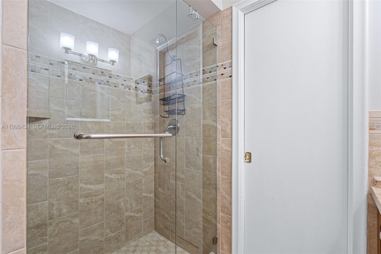 5214 W Park Rd, Hollywood, FL 33021 Photo