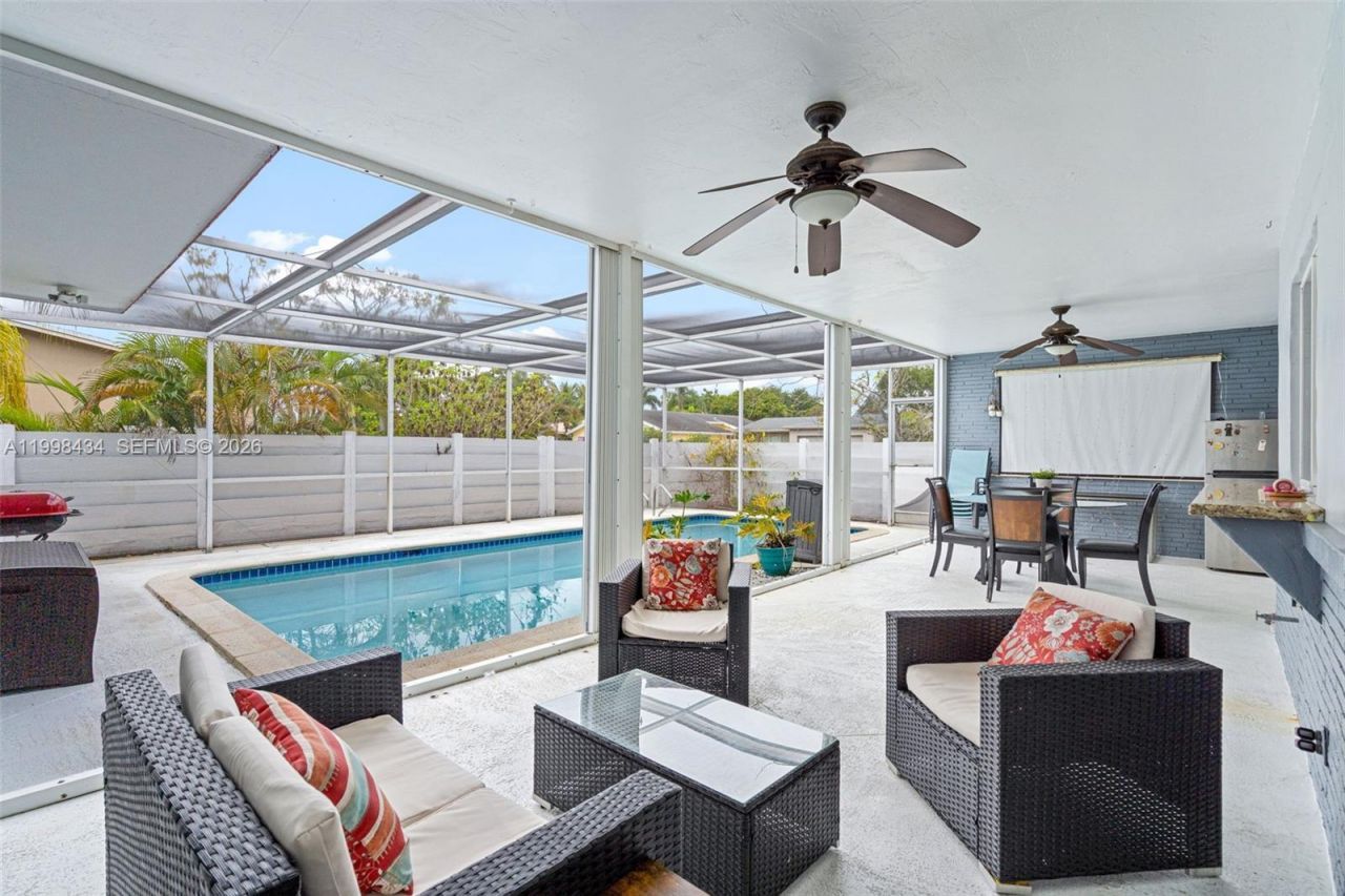 5214 W Park Rd, Hollywood, FL 33021 Photo