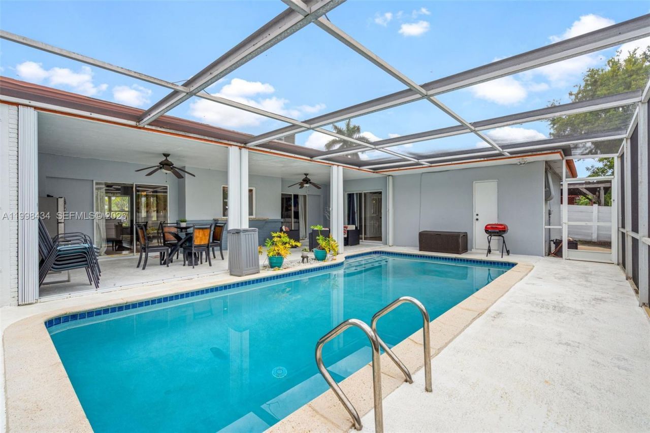 5214 W Park Rd, Hollywood, FL 33021 Photo