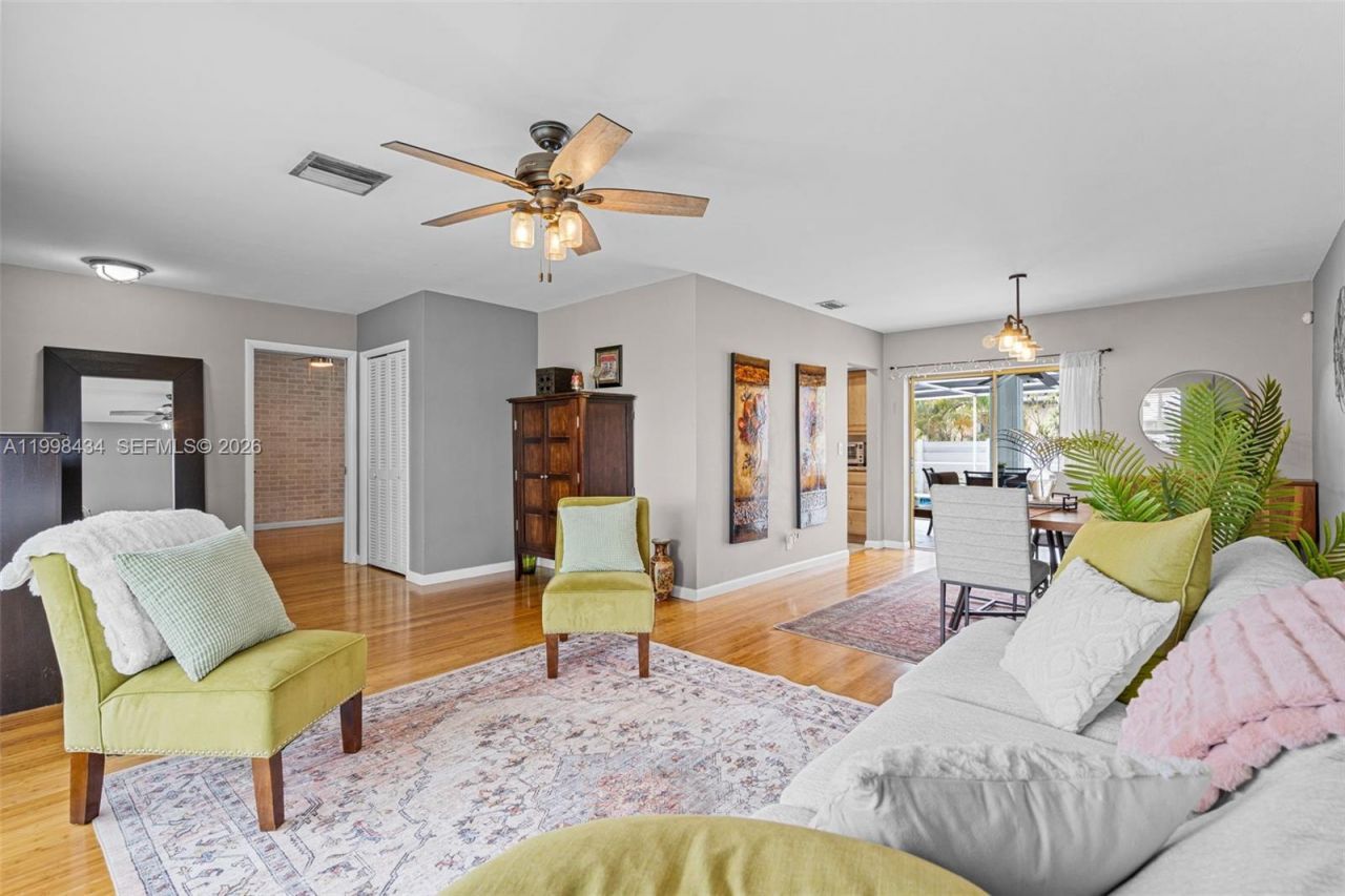 5214 W Park Rd, Hollywood, FL 33021 Photo