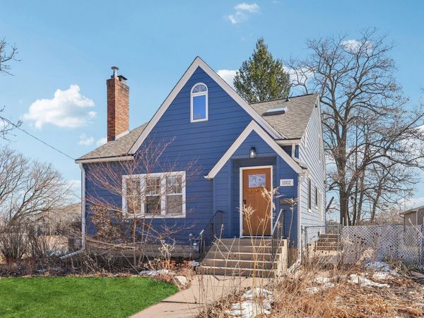 1002 Livingston Avenue , West Saint Paul, MN 55118