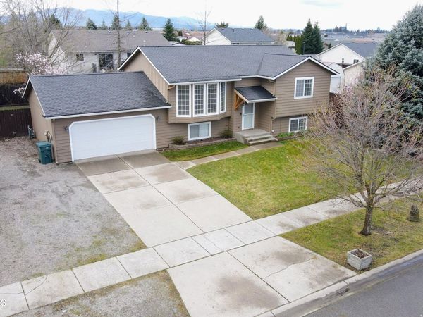 8671 W David ST, Rathdrum, ID 83858