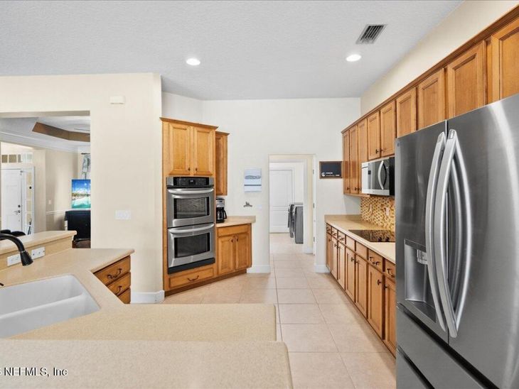 2470 Country Side Drive, Fleming Island, FL 32003