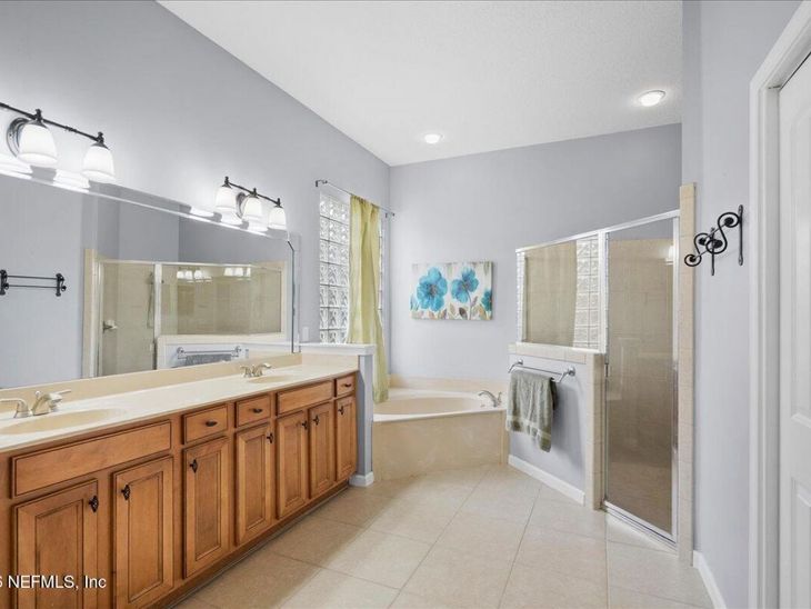 2470 Country Side Drive, Fleming Island, FL 32003