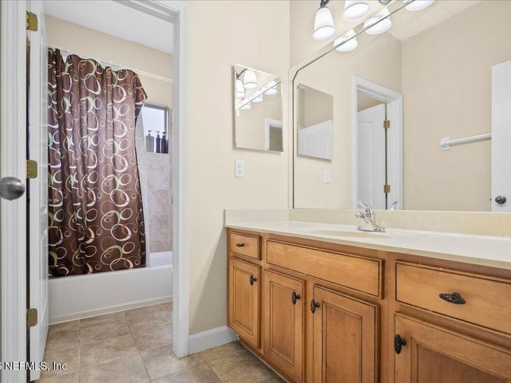2470 Country Side Drive, Fleming Island, FL 32003
