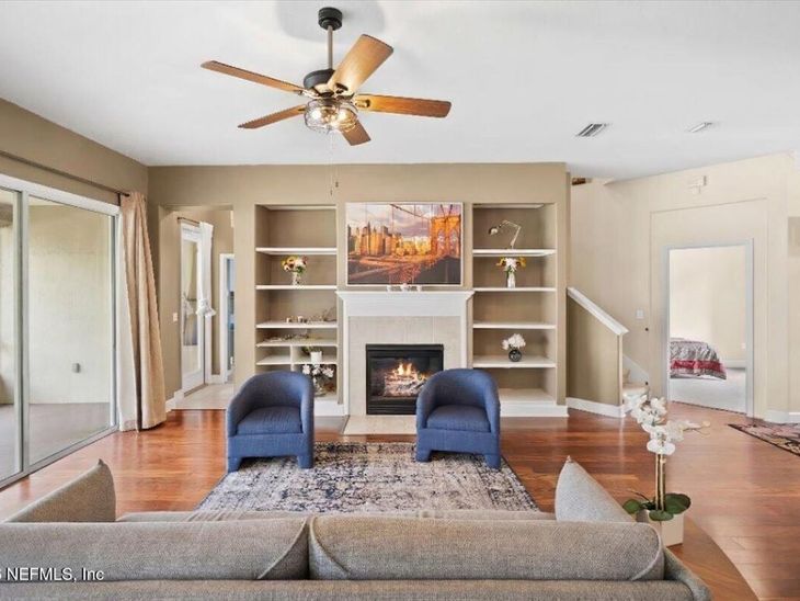 2470 Country Side Drive, Fleming Island, FL 32003