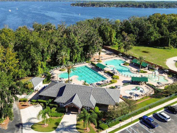 2470 Country Side Drive, Fleming Island, FL 32003