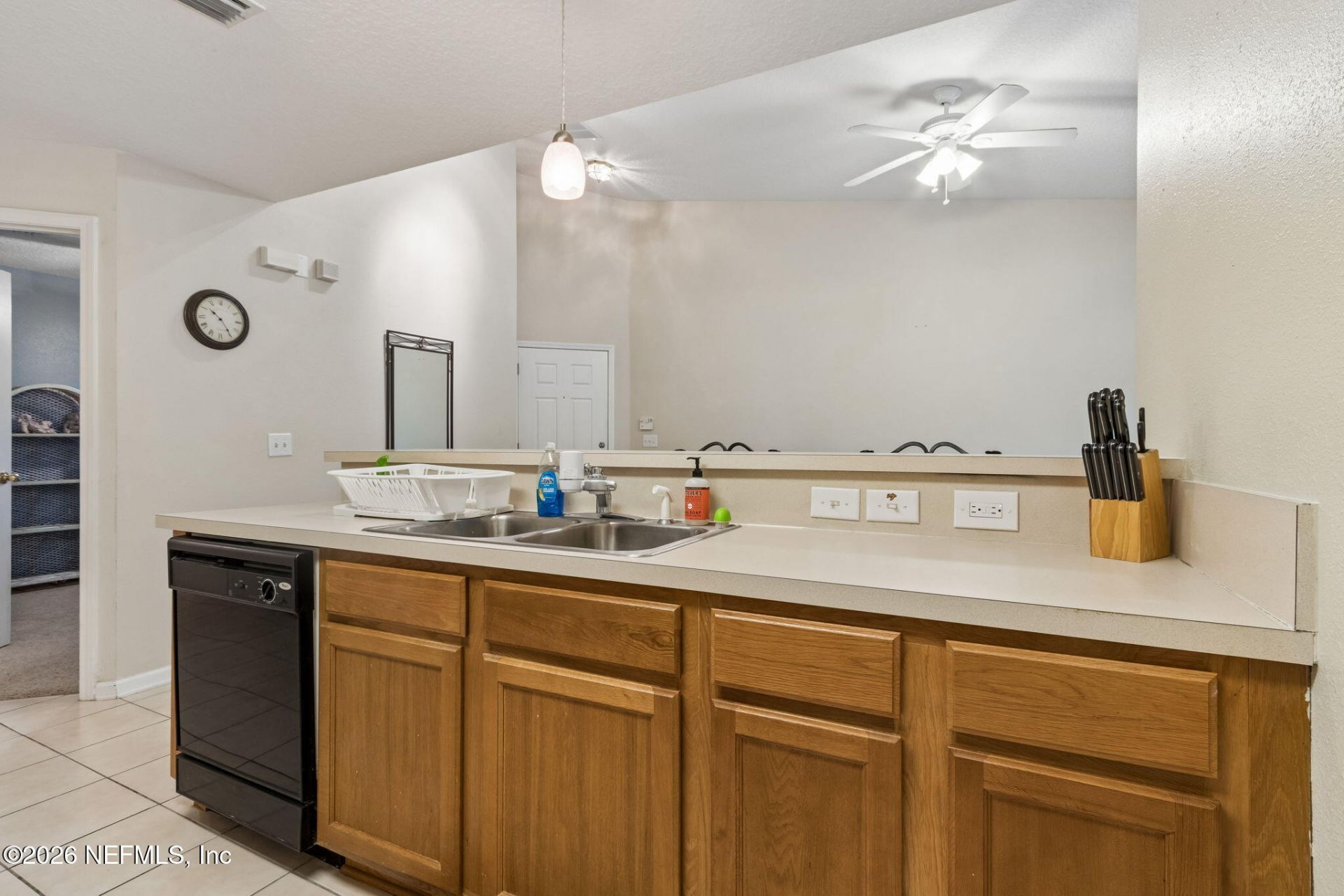 6075 Maggies Circle, Unit 113, Jacksonville, FL 32244 Photo