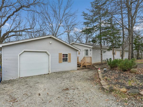 9990 Shaw Street, Indianola, IA 50125