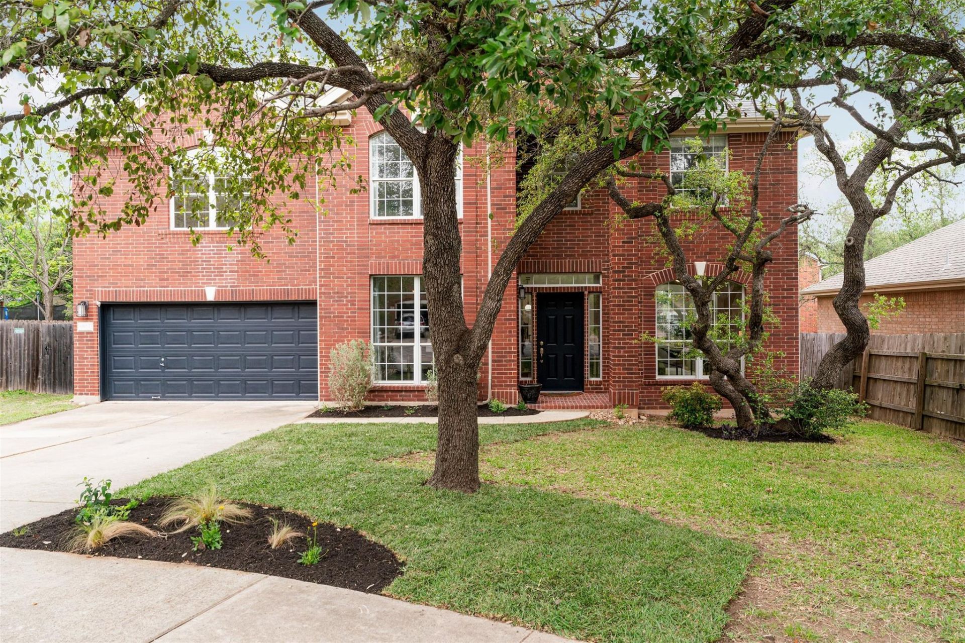 6804 Auckland Ct, Austin, TX 78749 Main Photo