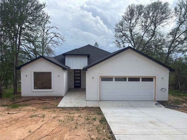 248 Kaukonahua LN, Bastrop, TX 78602
