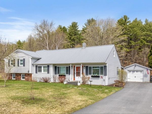 176 Meadow Road, Chester, VT 05143