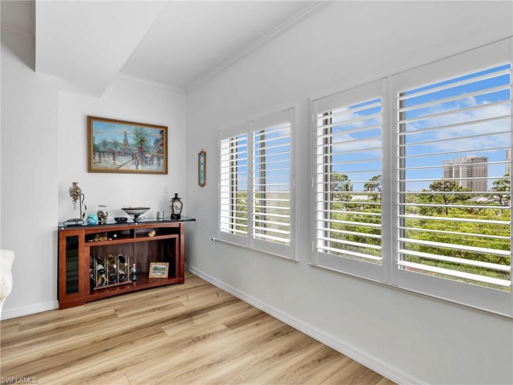 201 Arbor Lake Dr, Unit 2-501, Naples, FL 34110 Photo