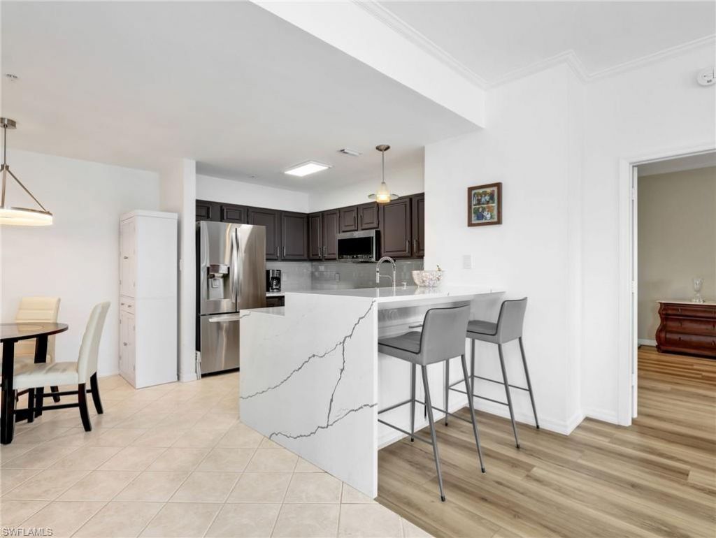 201 Arbor Lake Dr, Unit 2-501, Naples, FL 34110 Photo