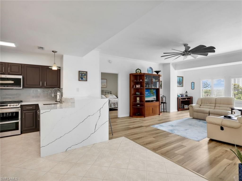 201 Arbor Lake Dr, Unit 2-501, Naples, FL 34110 Photo