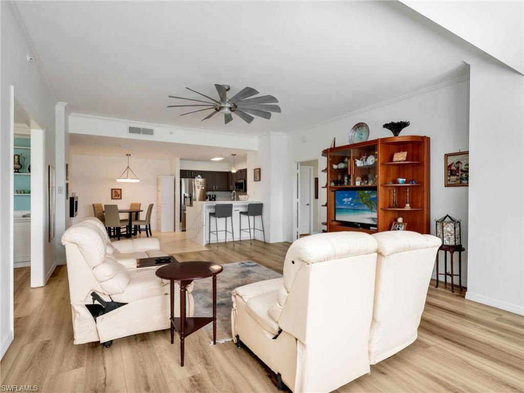 201 Arbor Lake Dr, Unit 2-501, Naples, FL 34110 Photo