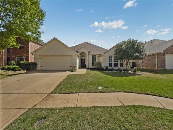 2514 Mustang Drive, Arlington, TX 76001