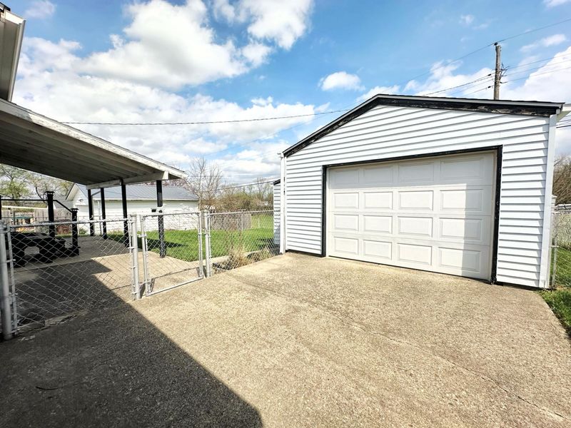 1356 Ironwood Drive, Fairborn, OH 45324 Photo 3