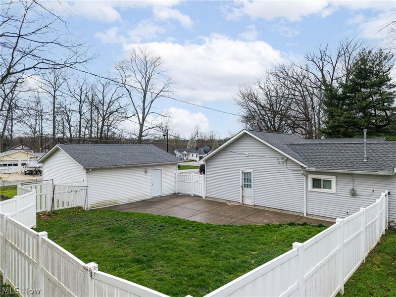 244 Tanglewood Trail, Chippewa Lake, OH 44215 Photo 18