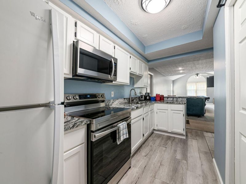 2444 Hooverside Lane, Grove City, OH 43123 Photo 10