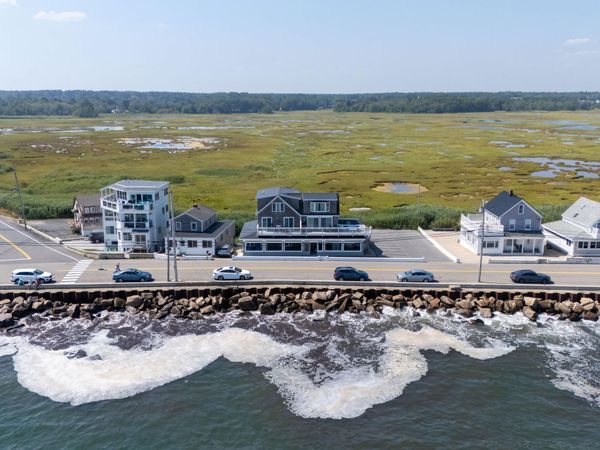 371 Webhannet Drive, Unit 1, Wells, ME 04090