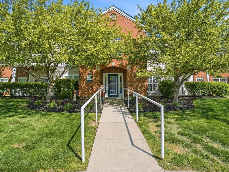158 Saddlebrook Lane, Unit 319, Florence, KY 41042 Photo 1