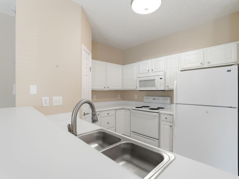 158 Saddlebrook Lane, Unit 319, Florence, KY 41042 Photo 9