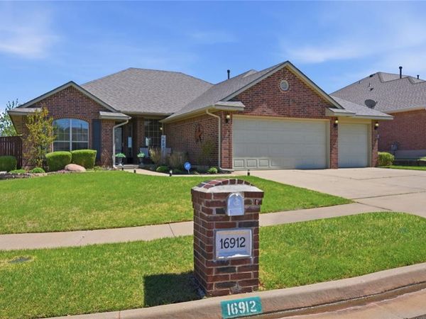 16912 Hardwood Place, Edmond, OK 73012