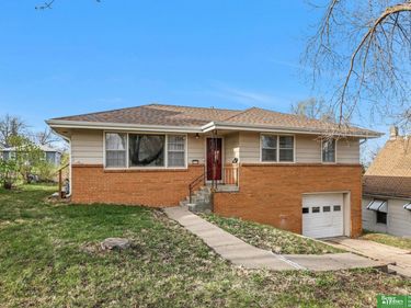 3116 Sheffield Street Circle, Omaha, NE 68112