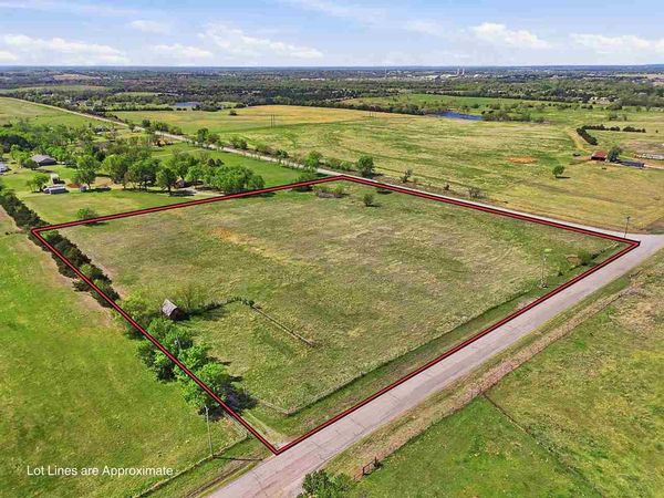 2213 E 68th Street, Stillwater, OK 74074