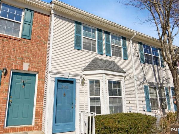 2106 Henry Court, MAHWAH, NJ 07430